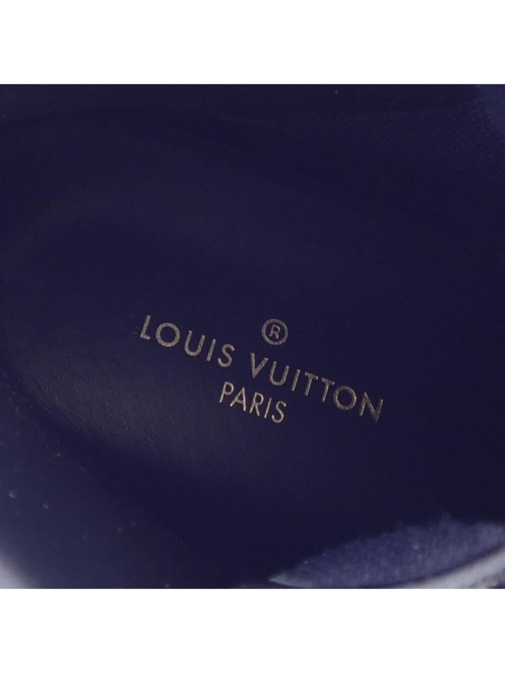 Louis Vuitton Rivoli Line Sneakers - Picture 6 of 6